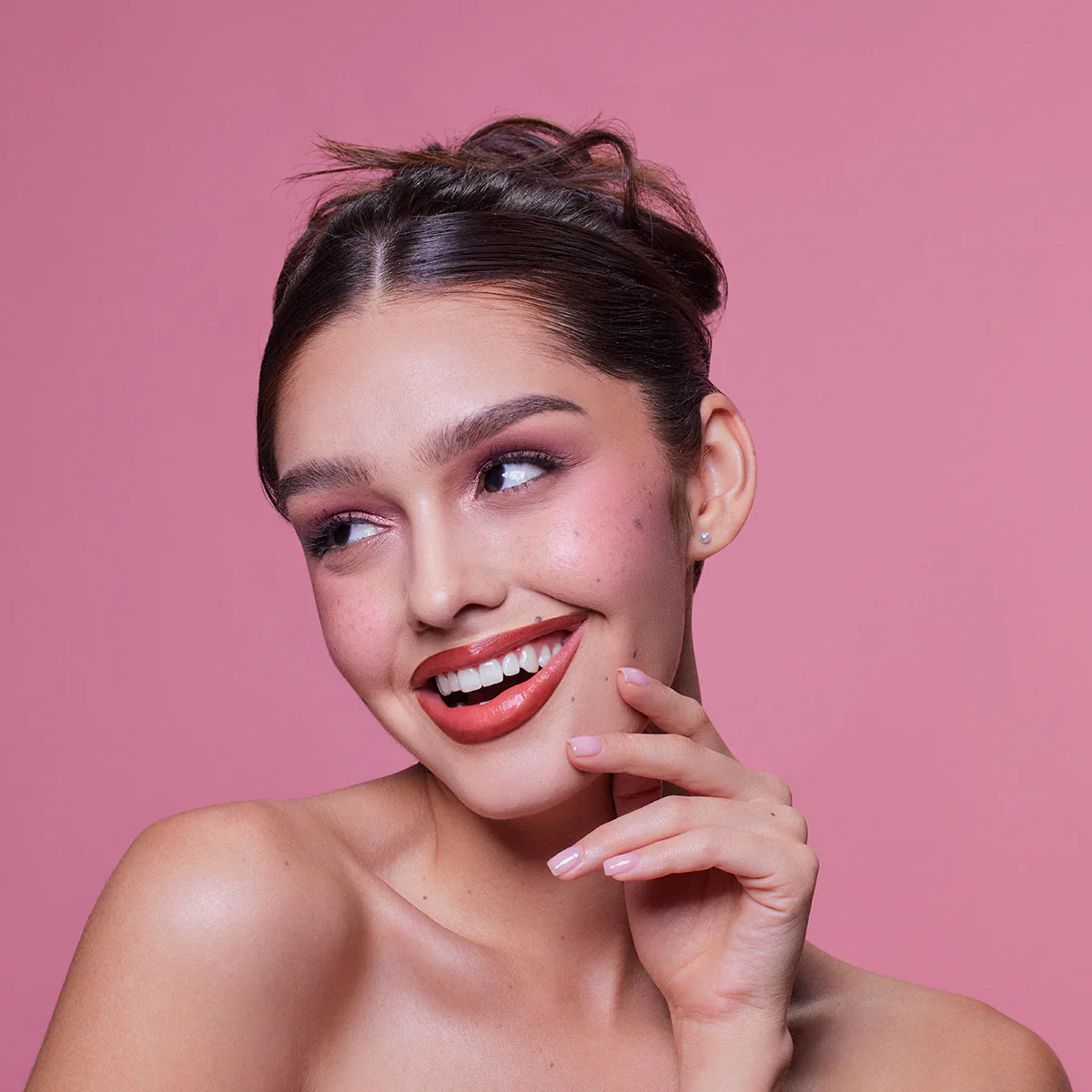 Beauty Creations Plump & Plout Plumping Gloss Stick - Image 9