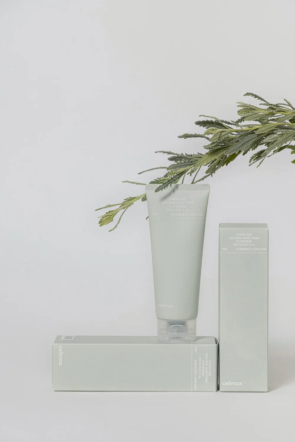 celimax Ji Woo Gae Cica BHA Acne Foam Cleansing 150ml - Image 3