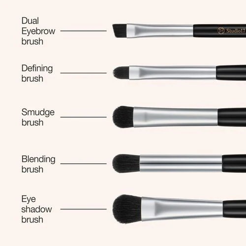 STUDIO17 Base Eyeshadow Brush 711 - Image 4