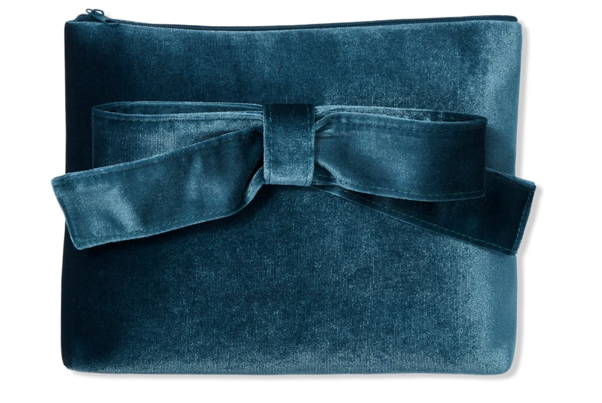 ULTA Beauty Collection Cosmetiquera Coquette - Image 4