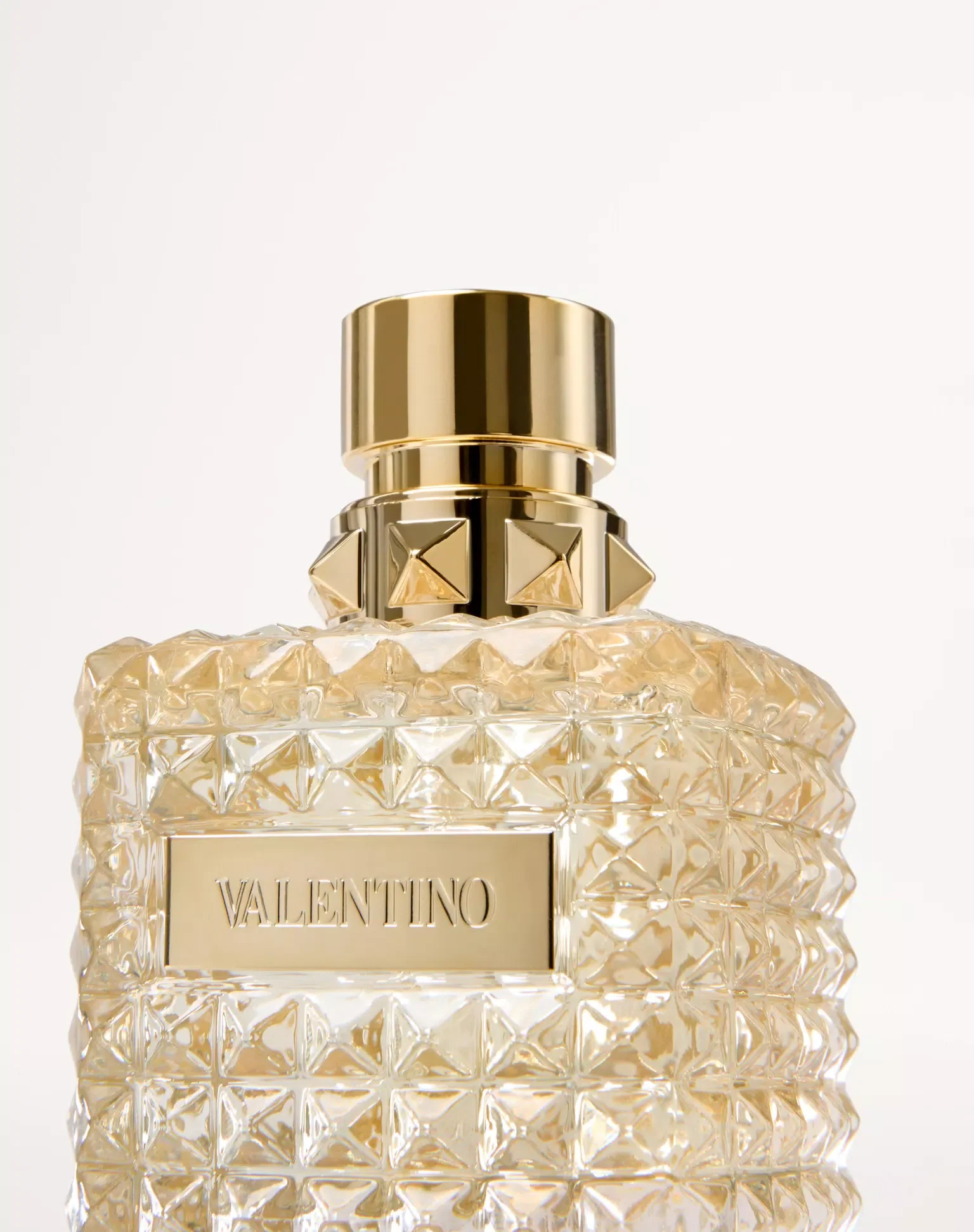 Valentino Born in Roma The Gold EDP 100ml - Image 3